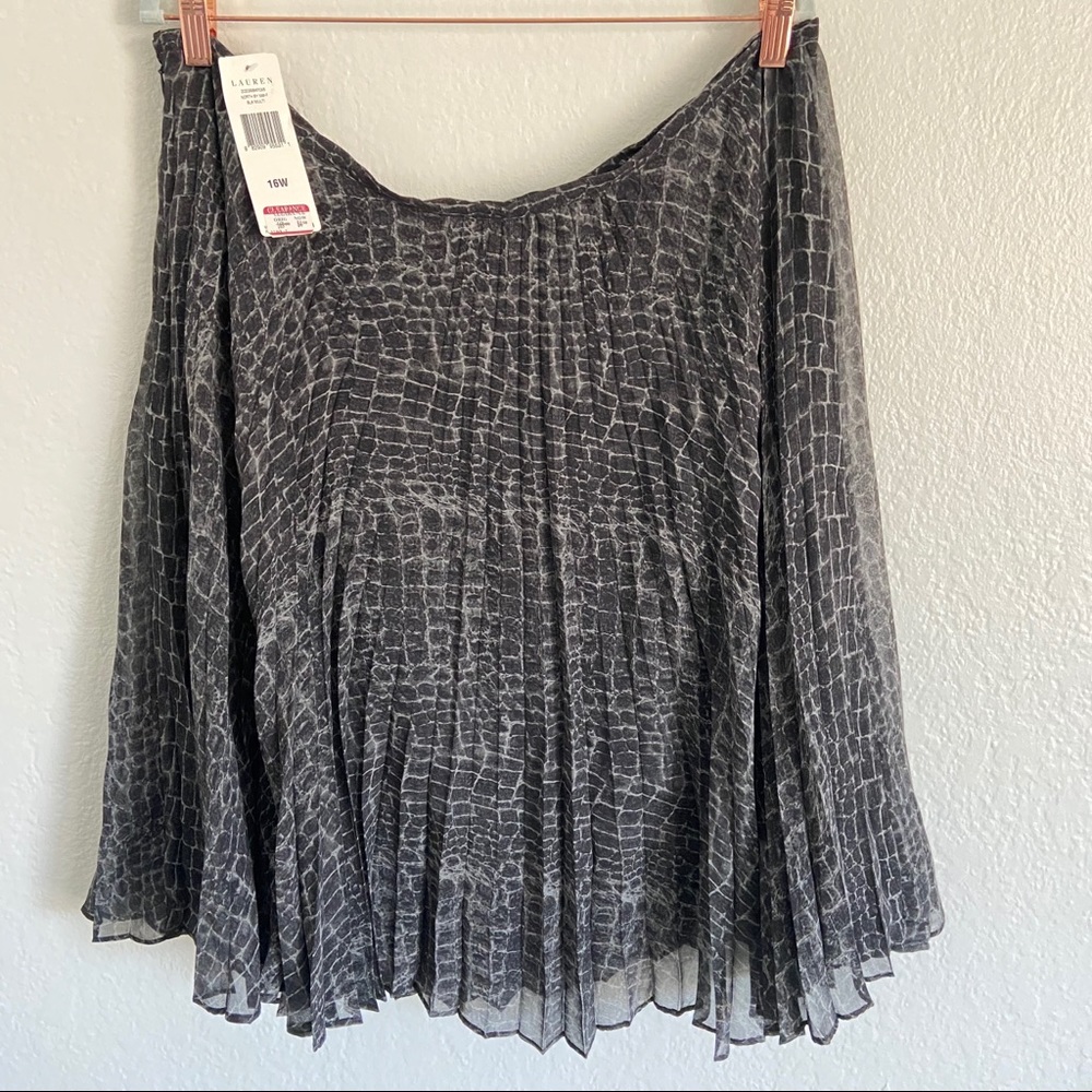 NWT Ralph Lauren Snake Print Pleated Skirt Sz 16